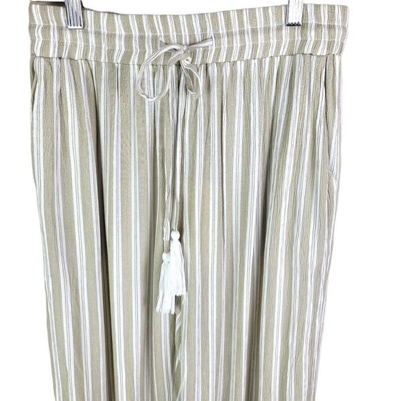 Elan NWT Wide Leg Tousers Tan/White Striped Pants with Pockets & Tassels - Picture 3 of 9